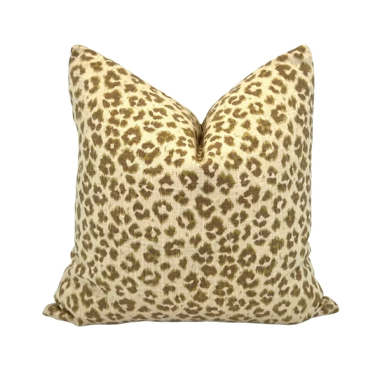 Feather Pillows for a Luxurious SleepDecorative Pillow Cover in Faux Leopard Skin in Avocoda Feather Pillows for a Luxurious SleepDecorative Pillow Cover in Faux Leopard Skin in Avocoda