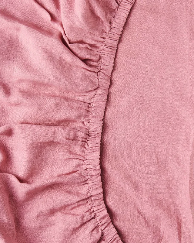 Anti - Pill Microfiber Sheets for a Smooth AppearancePeony Linen Fitted Sheet