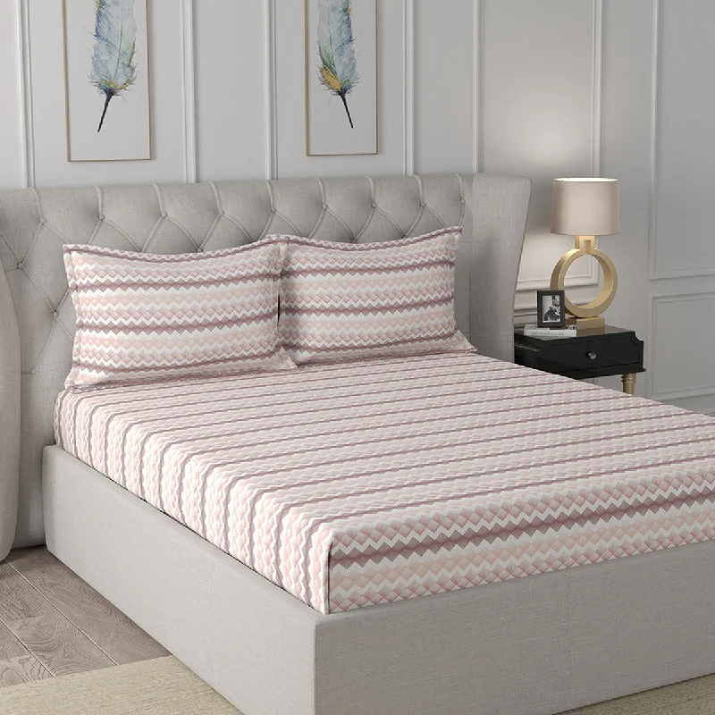 Moisture - Wicking Cotton Sheets for a Dry and Comfortable SleepFlorescence Livia Print Pink Fitted Sheet With Pillow Covers
