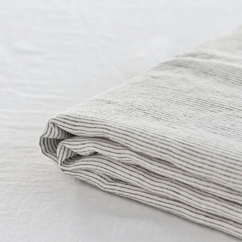 Polyester - Cotton Blend Sheets for Durability and ComfortPinstripes Linen Sheets Set