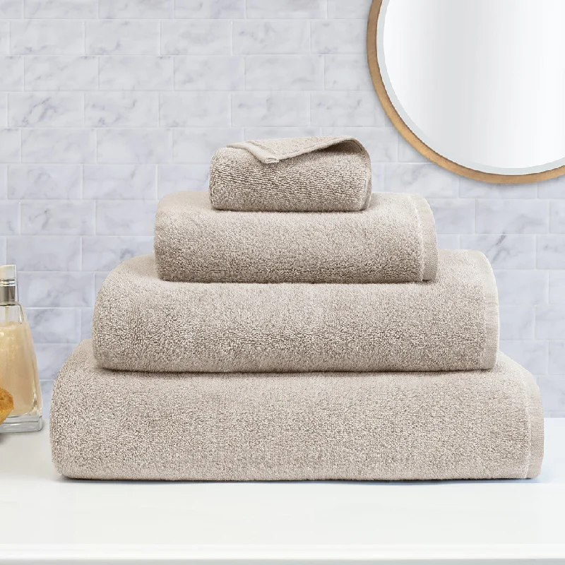 Organic Flannel Sheets for a Natural and Warm SleepThe Plush Light Beige Towels