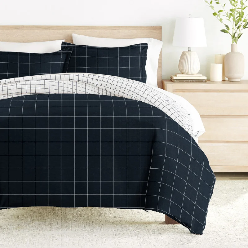 Button - closure duvet covers for a traditional look​ Rustic Windowpane Pattern 3-Piece Reversible Duvet Cover Set