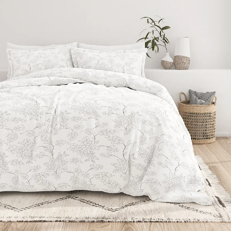 Duvet covers with a maximalist design for a bold statement Vines Pattern 3-Piece Duvet Cover Set Duvet covers with a maximalist design for a bold statement Vines Pattern 3-Piece Duvet Cover Set