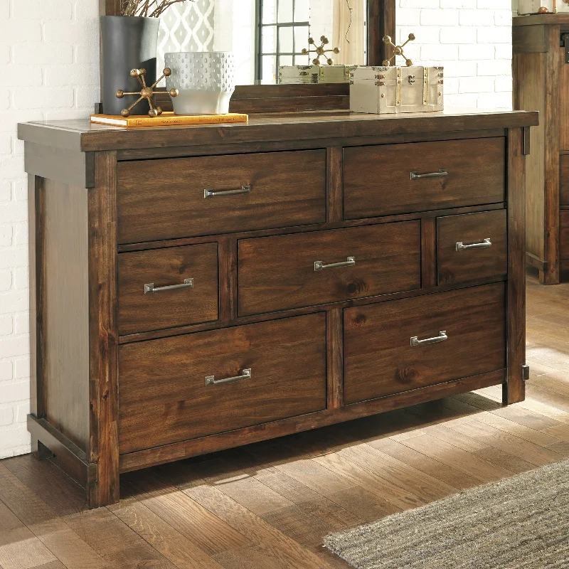 Comforters with a maximalist design for a bold and eye - catching statement​ Lakeleigh Dresser