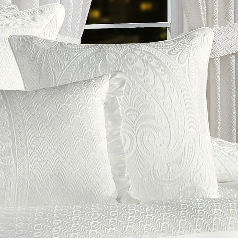 Adjustable body pillows for various sleeping positions​ Epic 20" Square Decorative Throw Pillow