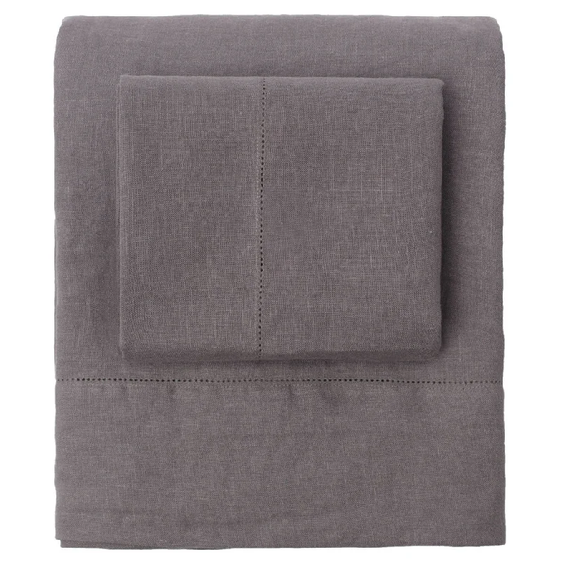 Breathable comforters to ensure a comfortable night's sleep​ The Grey Belgian Linen Sheets