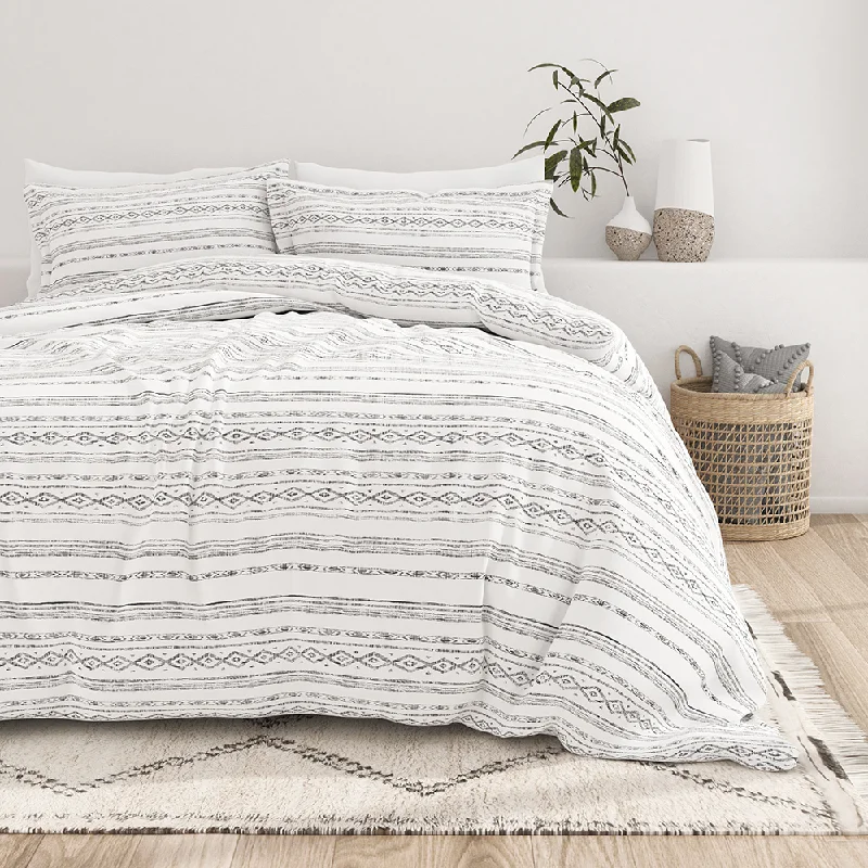 Animal - print duvet covers for a fun and bold statement​ Geo Threads Pattern 3-Piece Duvet Cover Set