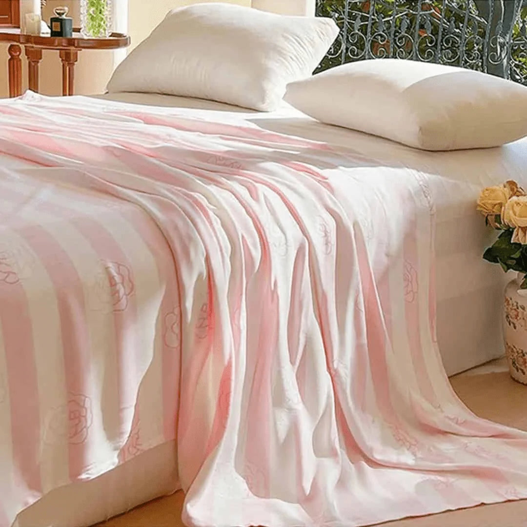 Breathable sheets to ensure a comfortable night's rest​ Cooling Bamboo Sheet - Soft, Lightweight and Breathable for Hot Sleepers (59*78'')