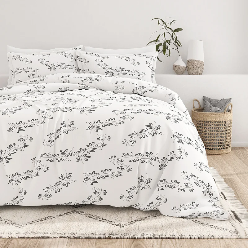 Duvet covers with a matte finish for a sophisticated look Simple Vine Pattern 3-Piece Duvet Cover Set Duvet covers with a matte finish for a sophisticated look Simple Vine Pattern 3-Piece Duvet Cover Set
