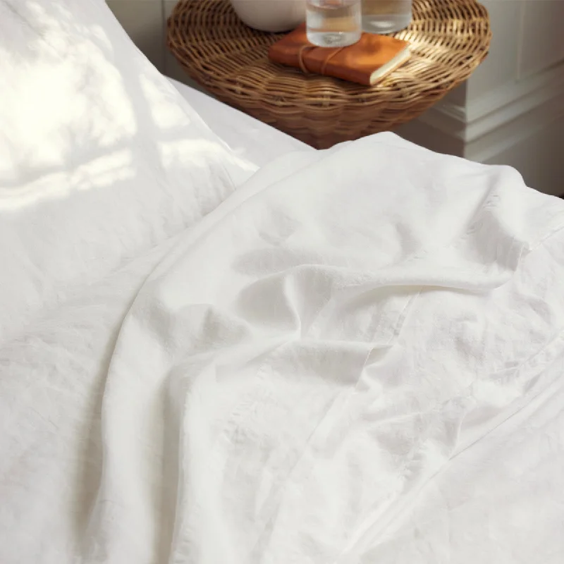 Sheets with a glow - in - the - dark design for a fun and unique feature​ White Linen Blend Flat Sheet