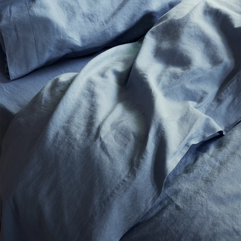 Machine - washable comforters for convenient cleaning​ Dusk Blue Linen Blend Flat Sheet