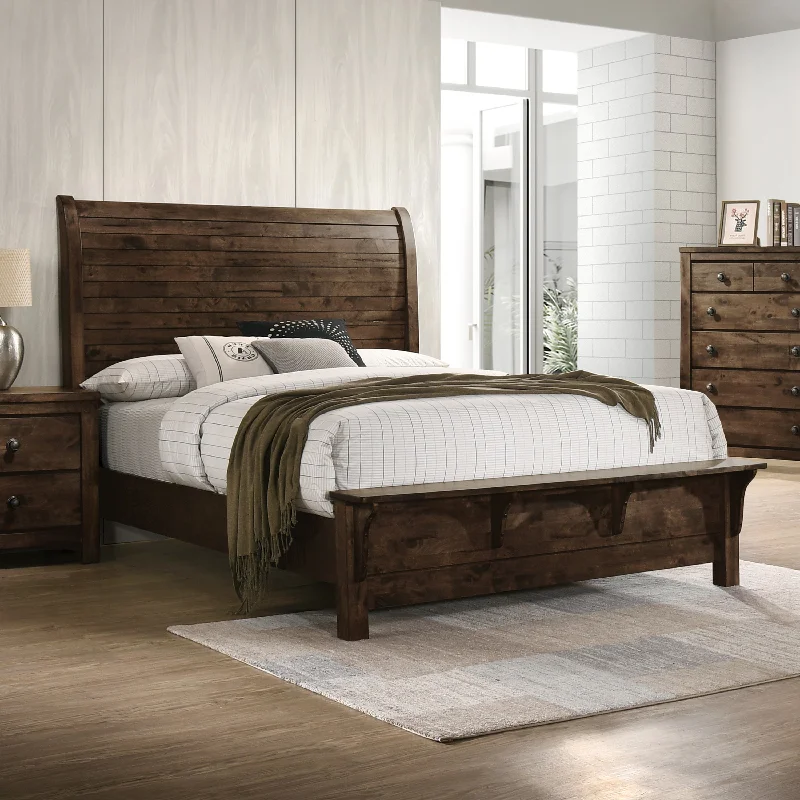 Comforters with a coastal - cottage design for a beachy and relaxing vibe​ Blue Ridge Rustic Sleigh Bed