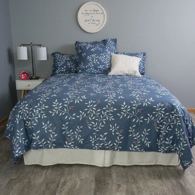 Machine - washable duvet covers for convenience​ Dark Denim Floral 200 Thread Count Percale Duvet Cover Set