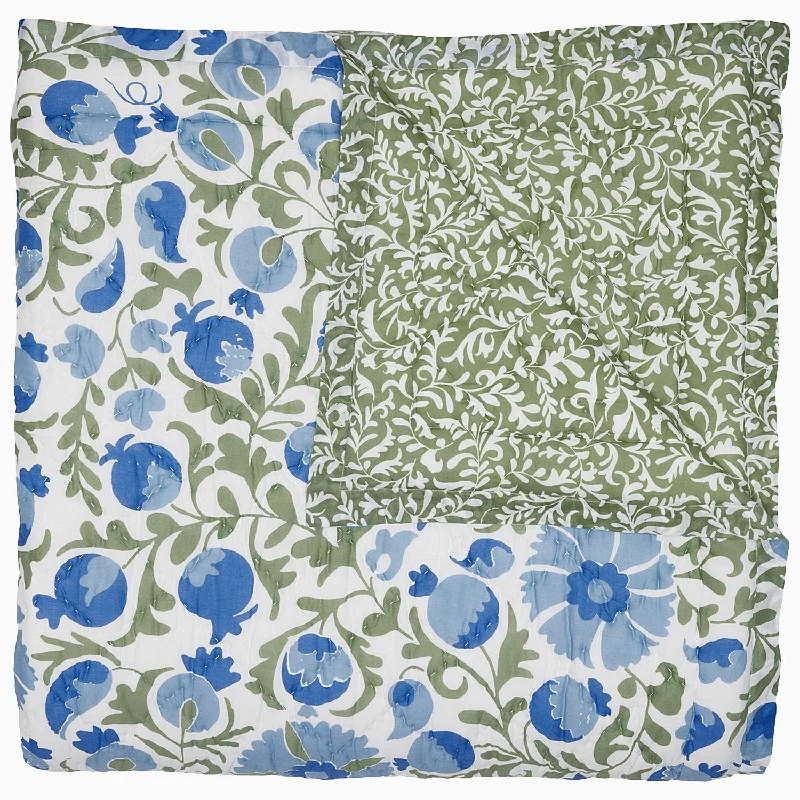 Organic cotton pillows for eco - conscious consumers​ Aadav Sage Quilt