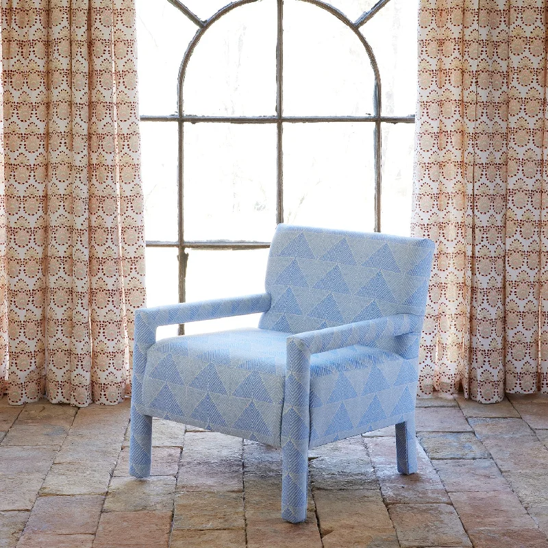 Hotel - quality pillows for a luxurious sleep experience​ Square Chair in Farzu Light Azure
