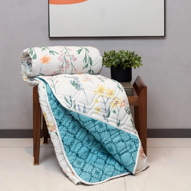Cashmere blankets for ultimate softness and luxuryMicrofiber 120 GSM All Season AC Blanket / Dohar for bedroom - France