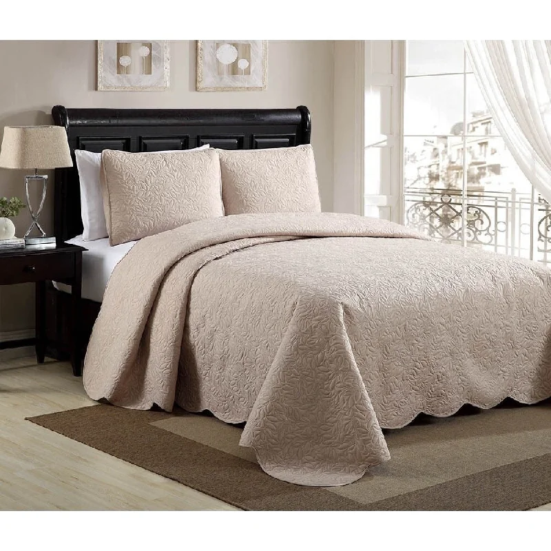 Queen - size comforters for standard queen - sized mattressesAvondale Manor Tina 3-piece Bedspread Set Queen - size comforters for standard queen - sized mattressesAvondale Manor Tina 3-piece Bedspread Set