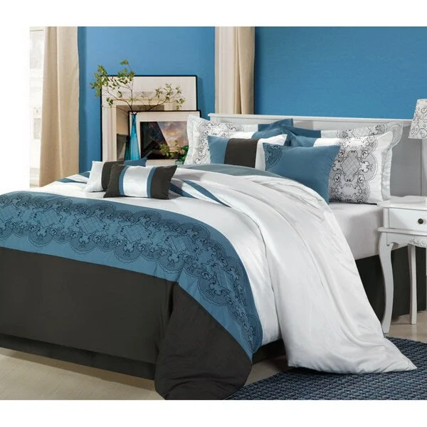 Cotton - filled comforters for a breathable and natural sleep experienceBeluga 8-piece Comforter Set Cotton - filled comforters for a breathable and natural sleep experienceBeluga 8-piece Comforter Set