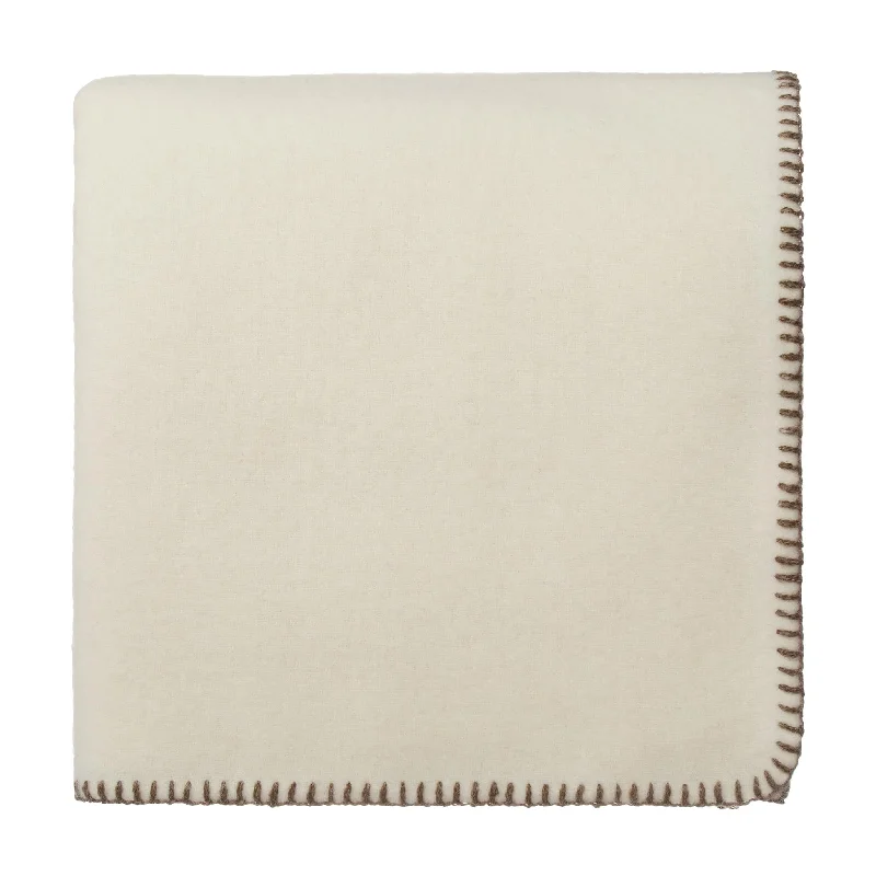 Chenille blankets with a thick and fuzzy textureAspan Wool Blanket [Off-white & Brown]