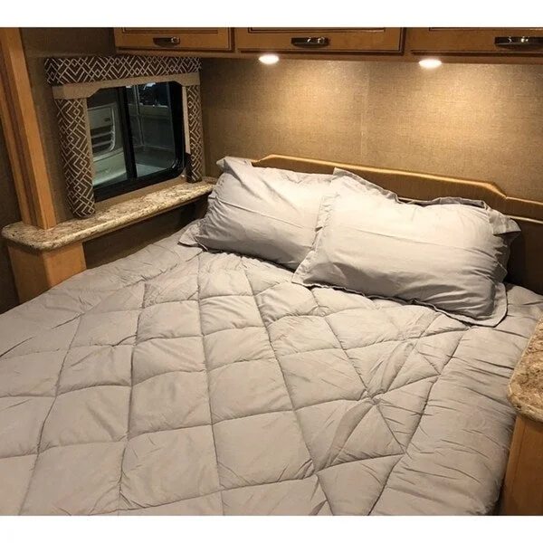 Silk - filled comforters for a luxurious and smooth touchBYB Short Queen Comforter - RV Bedding - Glacier Gray Alloy Silk - filled comforters for a luxurious and smooth touchBYB Short Queen Comforter - RV Bedding - Glacier Gray Alloy
