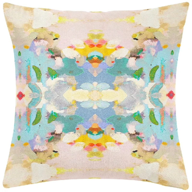 Oversized duvet covers that drape beautifully over the sides of the bed for a luxurious lookCalypso 26x26 Pillow