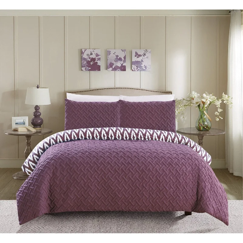 Latex - filled comforters with a bouncy texture and good supportChic Home Sabina 3 Piece and Embroidered Reversible Comforter Set