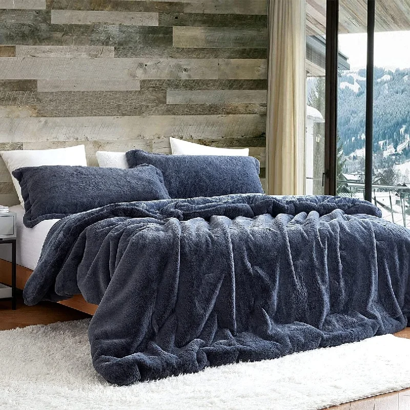 Full - size comforters suitable for full - sized beds in guest rooms or small bedroomsChunky Bunny - Coma Inducer® Oversized Comforter Set - Blue Steel Full - size comforters suitable for full - sized beds in guest rooms or small bedroomsChunky Bunny - Coma Inducer® Oversized Comforter Set - Blue Steel