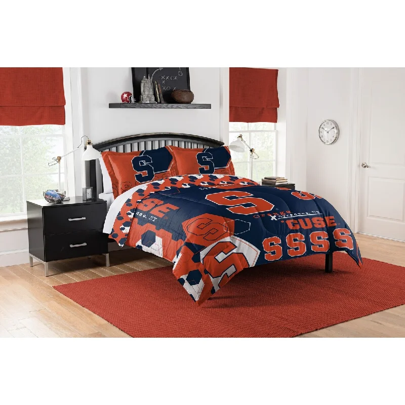 Silk - filled comforters for a luxurious and smooth touchCOL 849 Syracuse Hexagon Take F/Q Comforter Set Silk - filled comforters for a luxurious and smooth touchCOL 849 Syracuse Hexagon Take F/Q Comforter Set