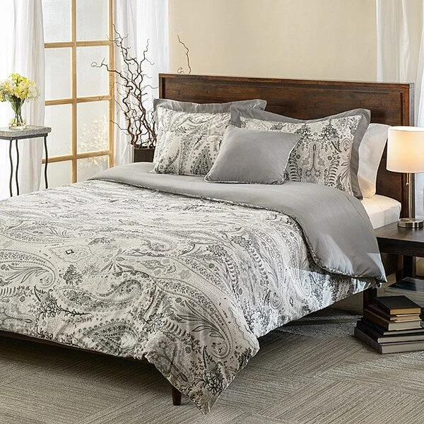 Duck down comforters with a softer feel and good warmth retentionComosetti Griffen Grey Paisley Reversible Cotton 5-piece Comforter Set Duck down comforters with a softer feel and good warmth retentionComosetti Griffen Grey Paisley Reversible Cotton 5-piece Comforter Set
