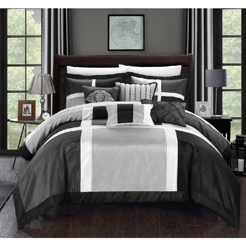 Duck down comforters with a softer feel and good warmth retentionCopper Grove Minesing Block Design Grey 7-piece Comforter Set Duck down comforters with a softer feel and good warmth retentionCopper Grove Minesing Block Design Grey 7-piece Comforter Set