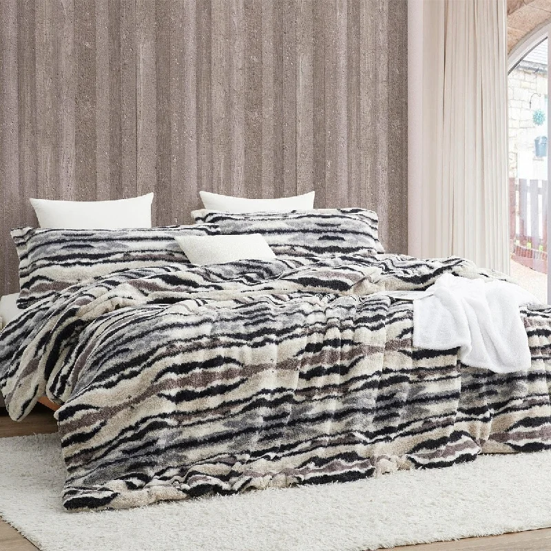 Cotton - filled comforters for a breathable and natural sleep experienceCozy Rivers - Coma Inducer® Oversized Comforter Set - Black Sands Cotton - filled comforters for a breathable and natural sleep experienceCozy Rivers - Coma Inducer® Oversized Comforter Set - Black Sands
