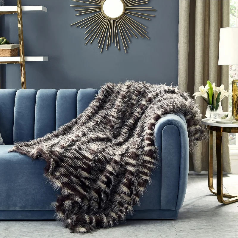 Mohair blankets with a unique sheen and softnessCozy Tyme Verito Throw
