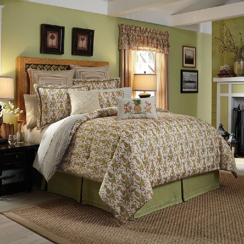 Wool - filled comforters with natural moisture - wicking and temperature - regulating featuresCroscill Pina Colada Jacquard Woven Tropical 4-piece Comforter Set Wool - filled comforters with natural moisture - wicking and temperature - regulating featuresCroscill Pina Colada Jacquard Woven Tropical 4-piece Comforter Set