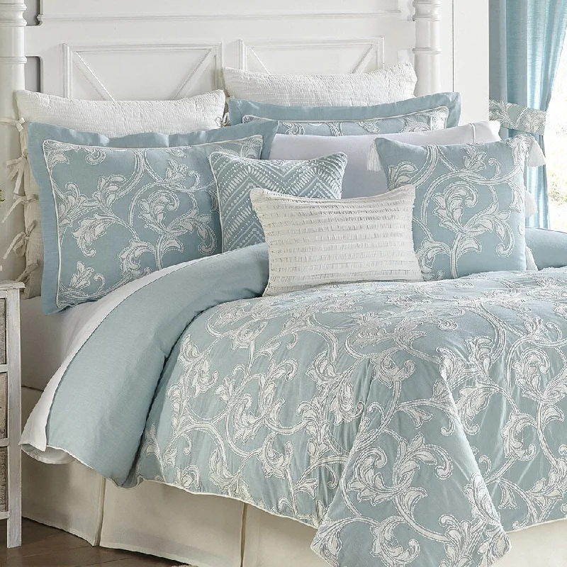King - size comforters to fit large king - sized beds perfectlyCroscill Willa 4-piece Comforter Set King - size comforters to fit large king - sized beds perfectlyCroscill Willa 4-piece Comforter Set