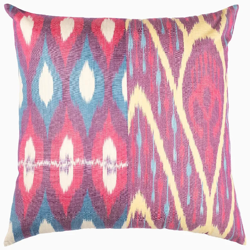Button - closure duvet covers for a classic and secure fasteningDiamond Octagon Ikat Pillow