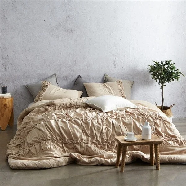 Wool - filled comforters with natural moisture - wicking and temperature - regulating featuresDouro Valley Comforter - Toasted Almond Wool - filled comforters with natural moisture - wicking and temperature - regulating featuresDouro Valley Comforter - Toasted Almond