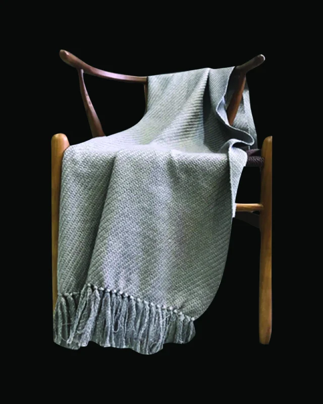Bamboo fiber blankets with natural antibacterial propertiesDulcie Beautiful Light Grey Throw & Blanket