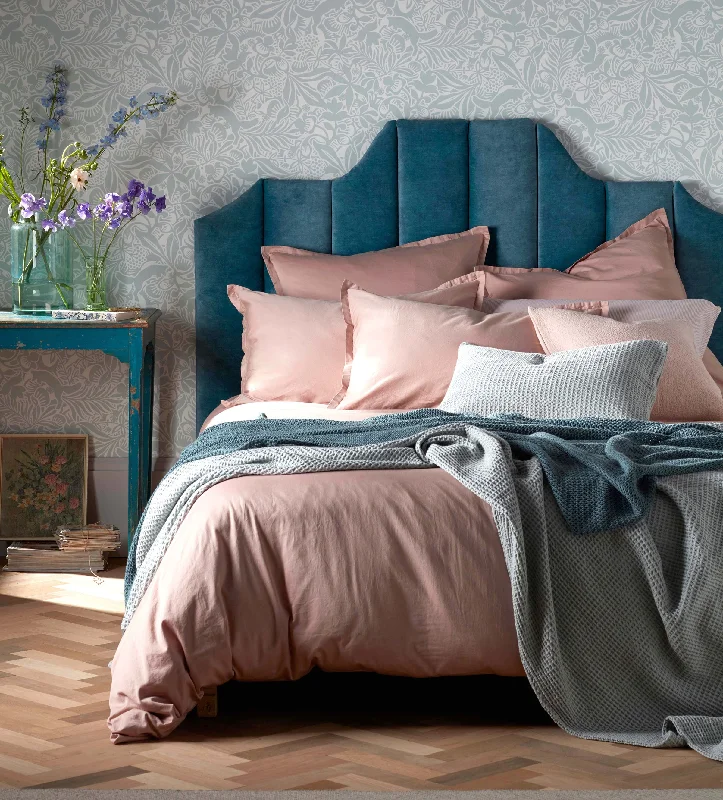Linen duvet covers with a natural texture and breathabilityDusty Pink Super Soft 100% Cotton Duvet Cover
