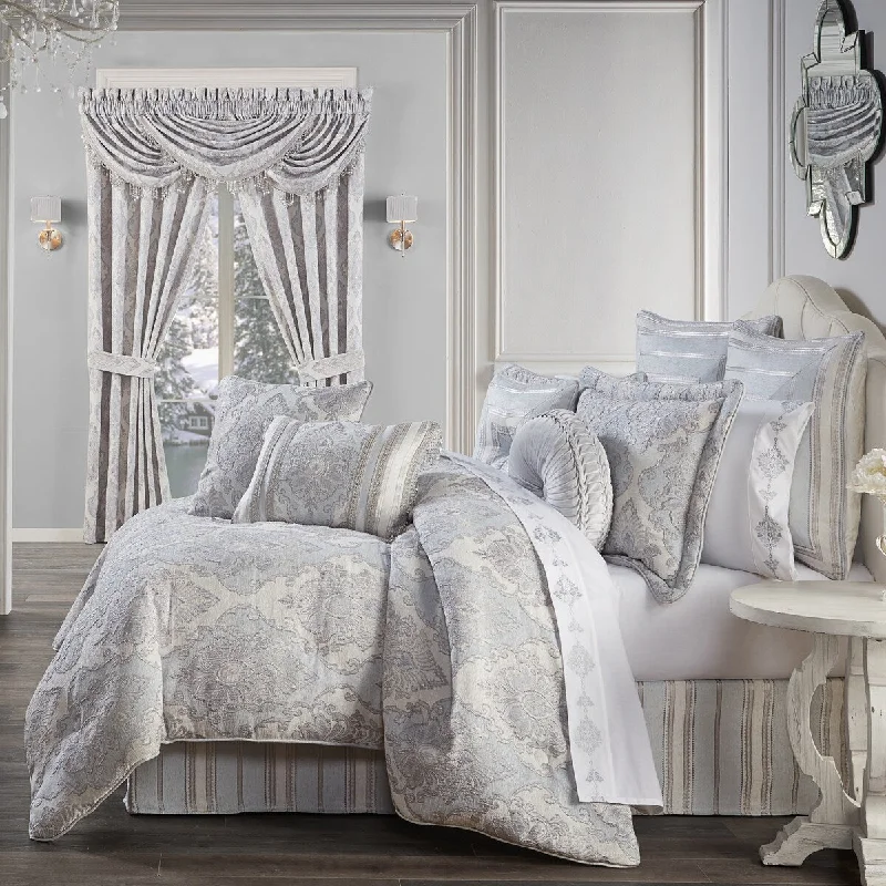 Down - filled comforters for supreme warmth and lightnessFive Queens Court Iceland Comforter Set Down - filled comforters for supreme warmth and lightnessFive Queens Court Iceland Comforter Set