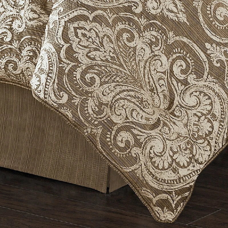 Synthetic - filled comforters like polyester for affordability and hypoallergenic propertiesFive Queens Court Stanford Woven Jacquard 4 Piece Luxury Comforter Set Synthetic - filled comforters like polyester for affordability and hypoallergenic propertiesFive Queens Court Stanford Woven Jacquard 4 Piece Luxury Comforter Set
