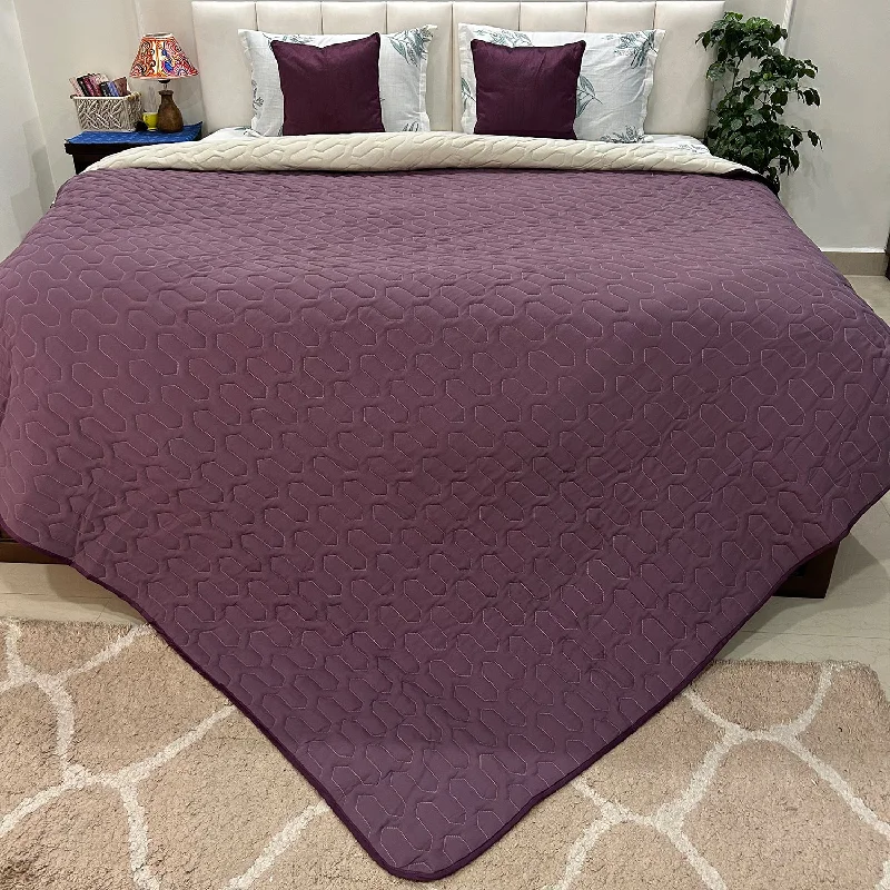 Wool blankets with natural warmth and insulationFluffy & Heavy 200 GSM Microfiber Reversible Quilted Winter Comforters - Plum & Pearl