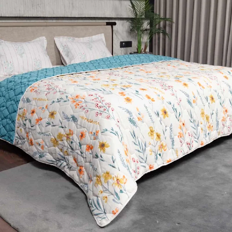 Bamboo fiber blankets with natural antibacterial propertiesFluffy & Heavy 200 GSM Microfiber Reversible Quilted Winter Comforters (France-Single, Double)