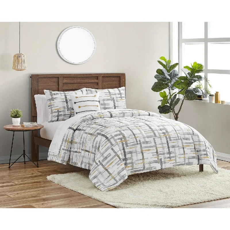 Down - filled comforters for supreme warmth and lightnessGrey Geometric Comforter Set Down - filled comforters for supreme warmth and lightnessGrey Geometric Comforter Set