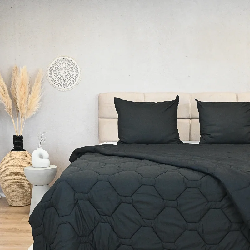 Geometric - patterned duvet covers for a modern and stylish lookHappyDuvet Black - Adjustable 4 seasons coverless duvet