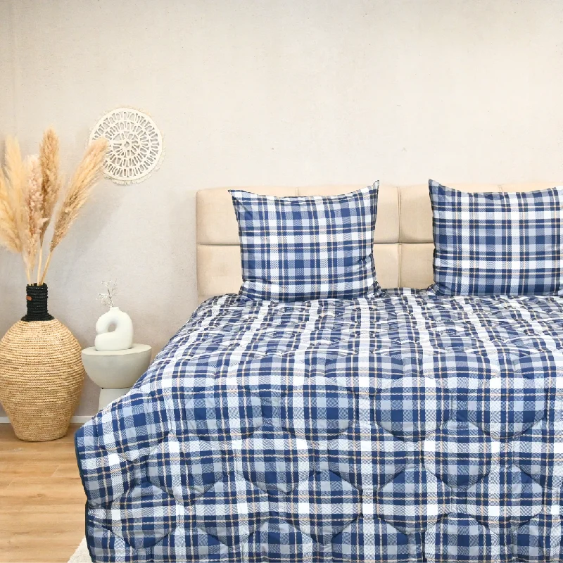 Expensive duvet covers with premium materials and artisanal craftsmanshipHappyDuvet Tartan - All season Coverless duvet