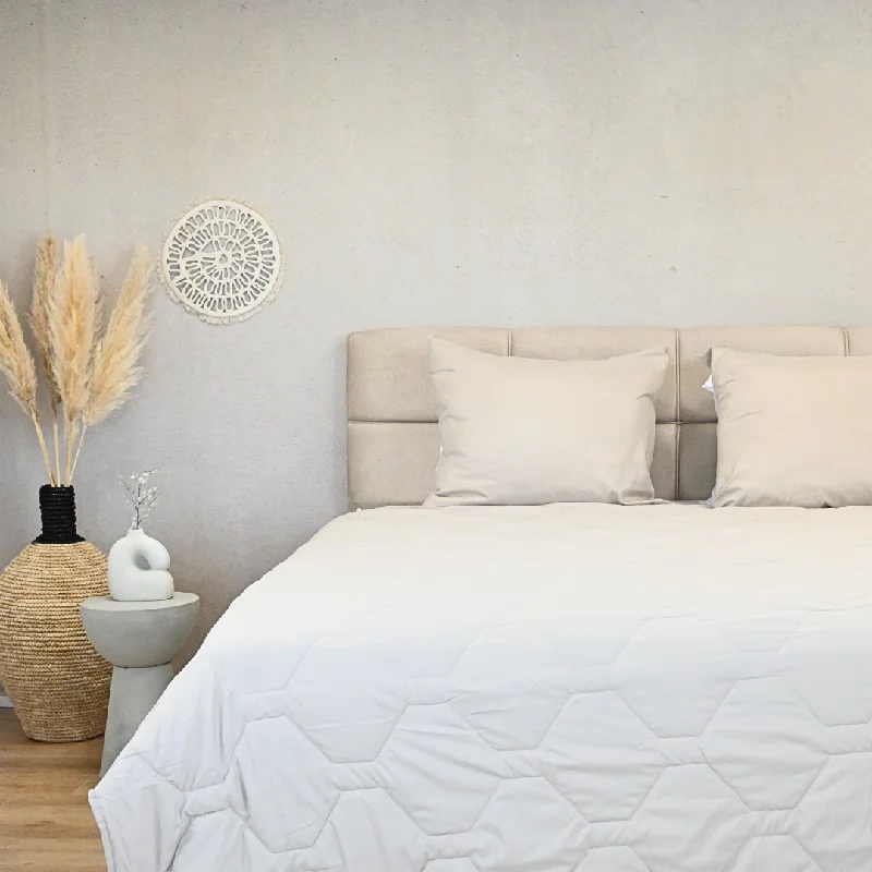 Custom - sized duvet covers to fit unique or non - standard bed framesHappyDuvet Taupe - Coverless Summerduvet for Warm Days