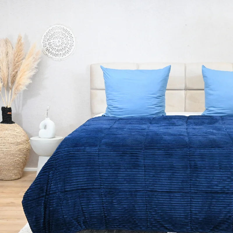 Budget - friendly duvet covers for first - time homebuyers or studentsHappyDuvet - Teddy Rib - Pageant blue - All season Coverless duvet