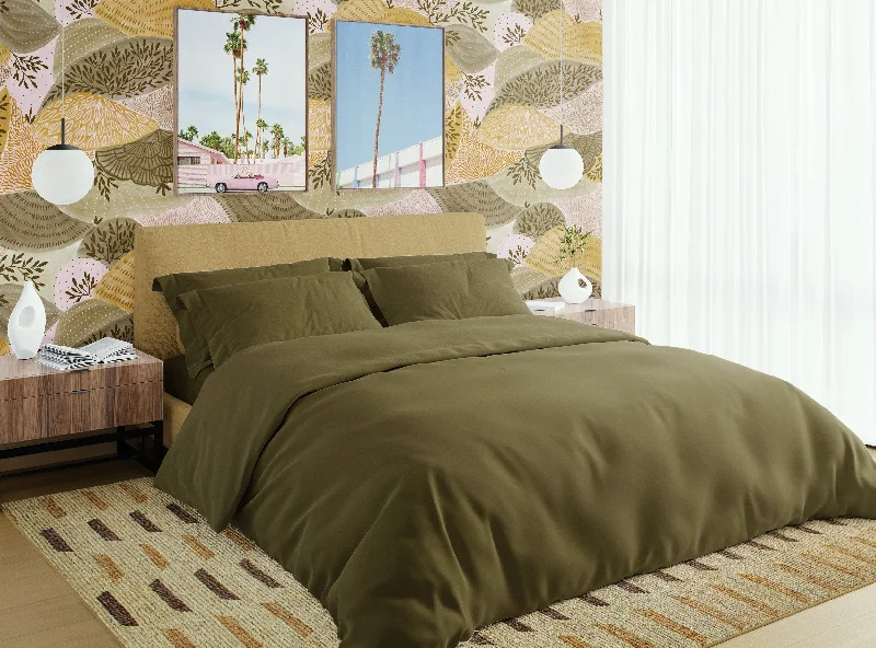 Floral - printed duvet covers for a romantic and feminine touchJersey Knit Duvet Cover in Forest Green