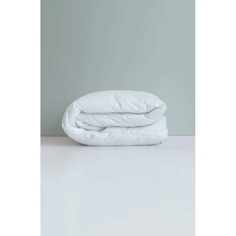 Light - blocking duvet covers for a better sleep during the dayKadolis Organic Cotton and Tencel Clim Light Baby Duvet 100x140cm