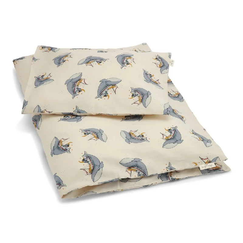 Egyptian cotton duvet covers for a luxurious and soft feelKonges Sløjd Duvet Cover & Pillow Case Junior Bedding Set Whale Boat 140x100